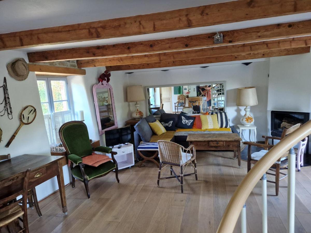 La Maison Du Vigneron Auzon Bagian luar foto