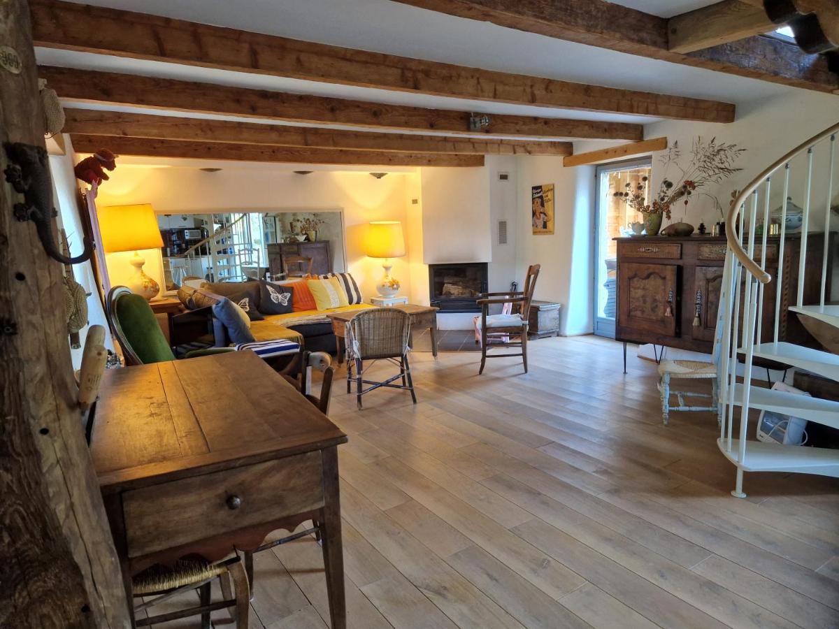 La Maison Du Vigneron Auzon Bagian luar foto