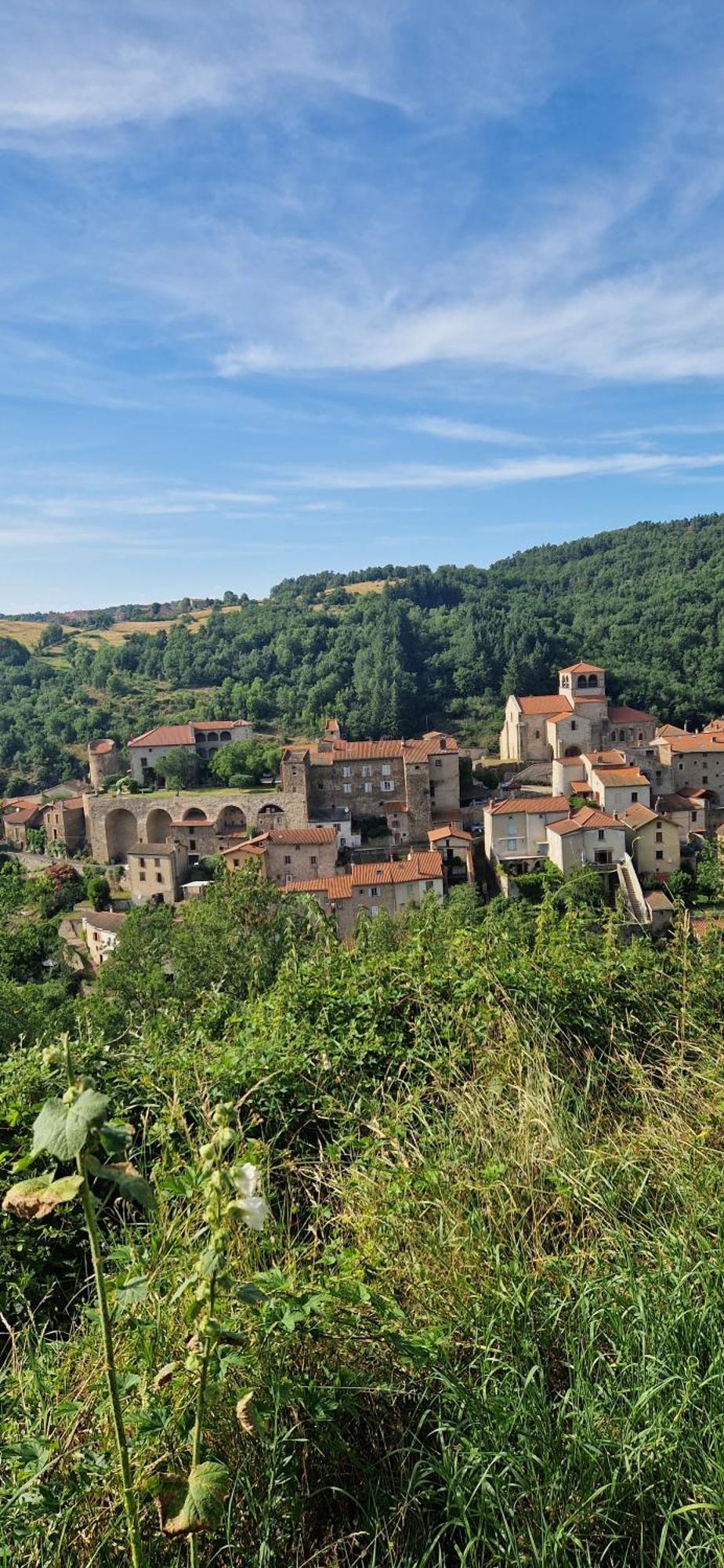 La Maison Du Vigneron Auzon Bagian luar foto